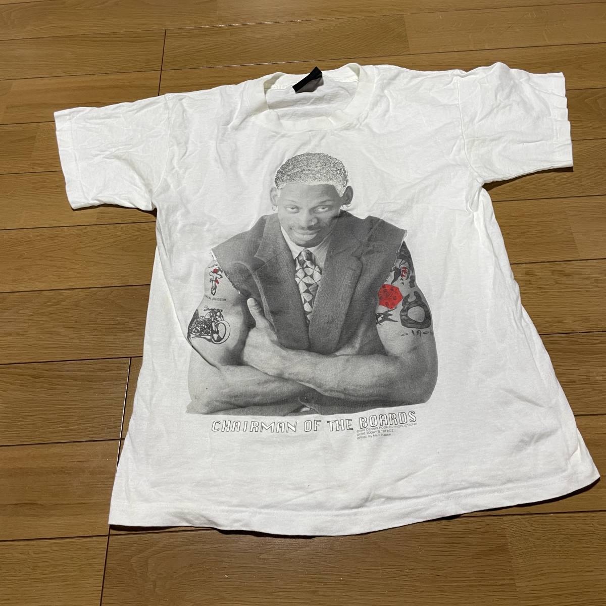 ガッツな息子がキラリ☆ スピッツ 奥田民生 ウルフルズ 　ライブTシャツ　赤 90s レア ガッツな息子がキラリ☆ スピッツ 奥田民生 ウルフルズ T