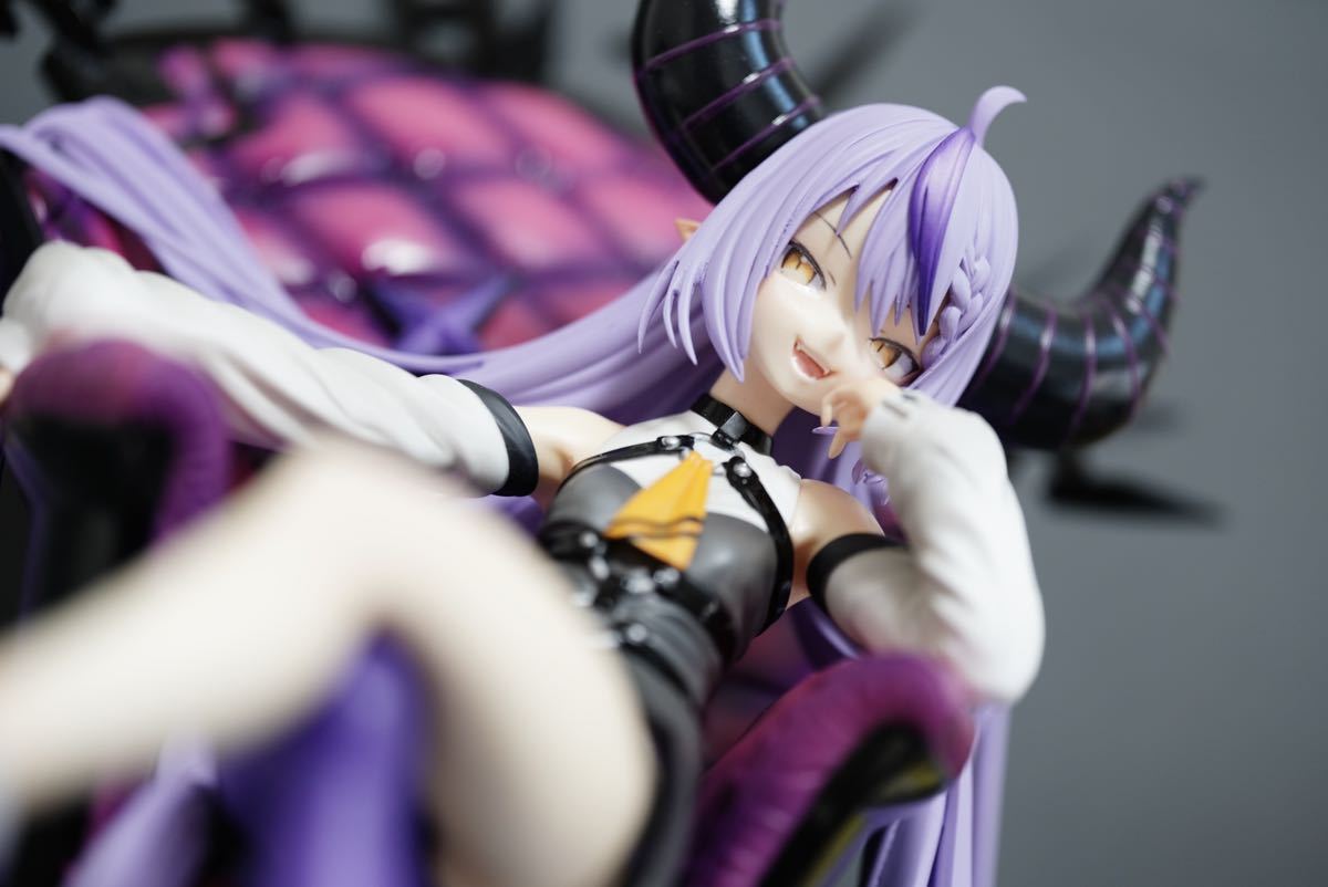 ラプラス・ダークネス ガレージキット完成品 ホロライブ