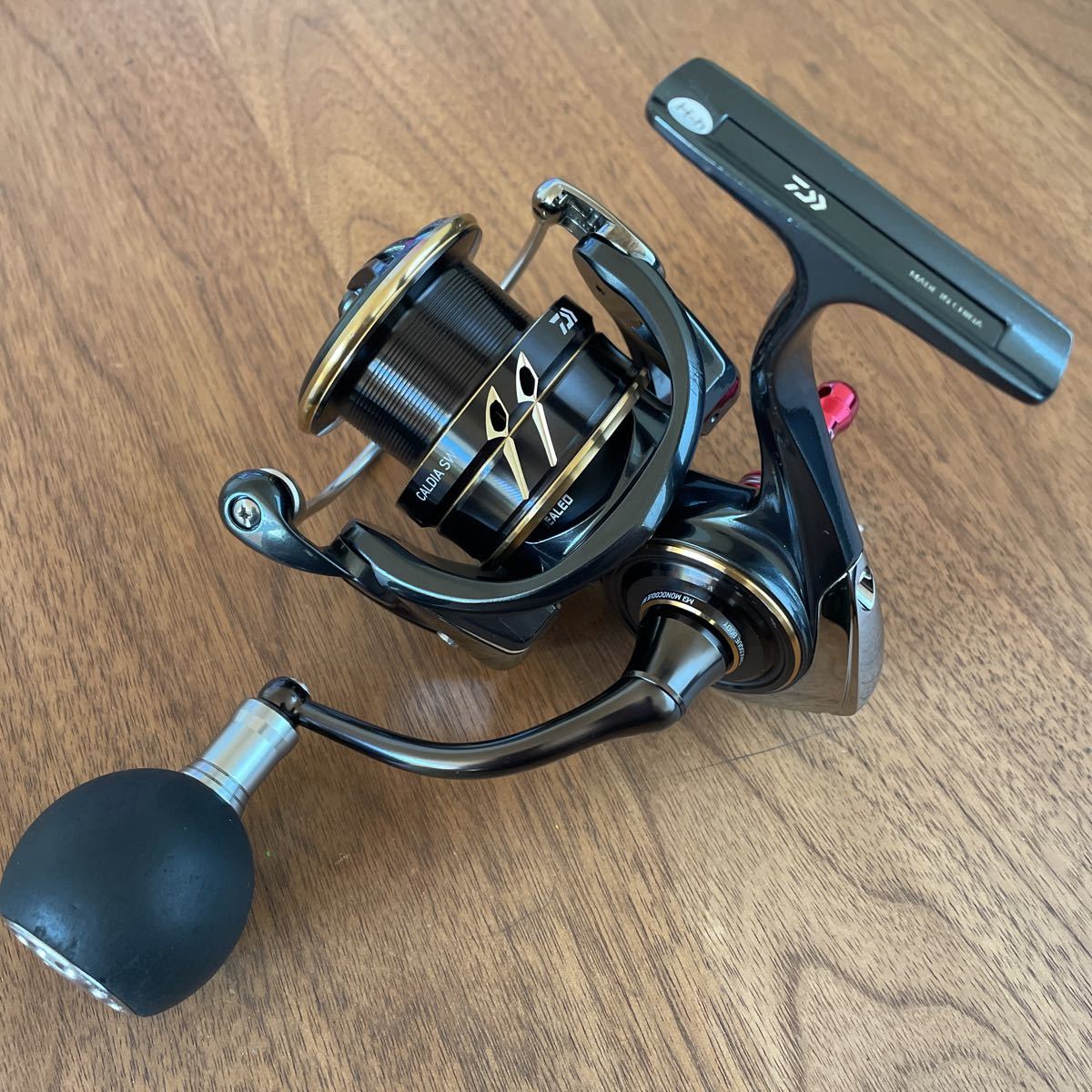 ダイワCALDIAカルディア3000-CXH 美品+ゴメクサスダブルハンドル美品