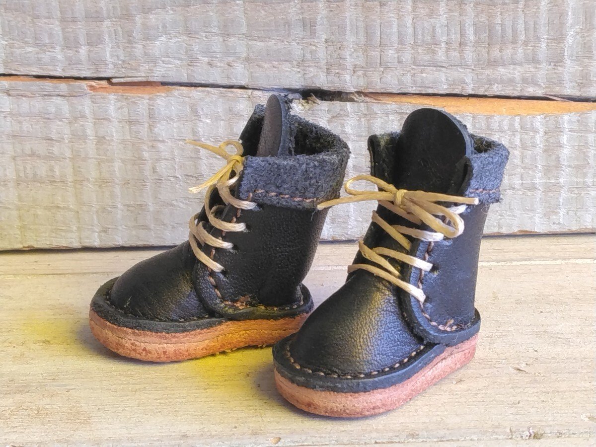 ミニチュア靴 ドールブーツ 本革 ハンドメイド モンストドール