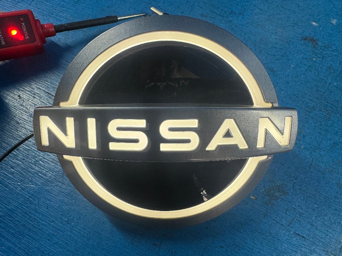 やや傷や汚れあり】NISSAN 日産 SAKURA サクラ 純正 フロントグリル