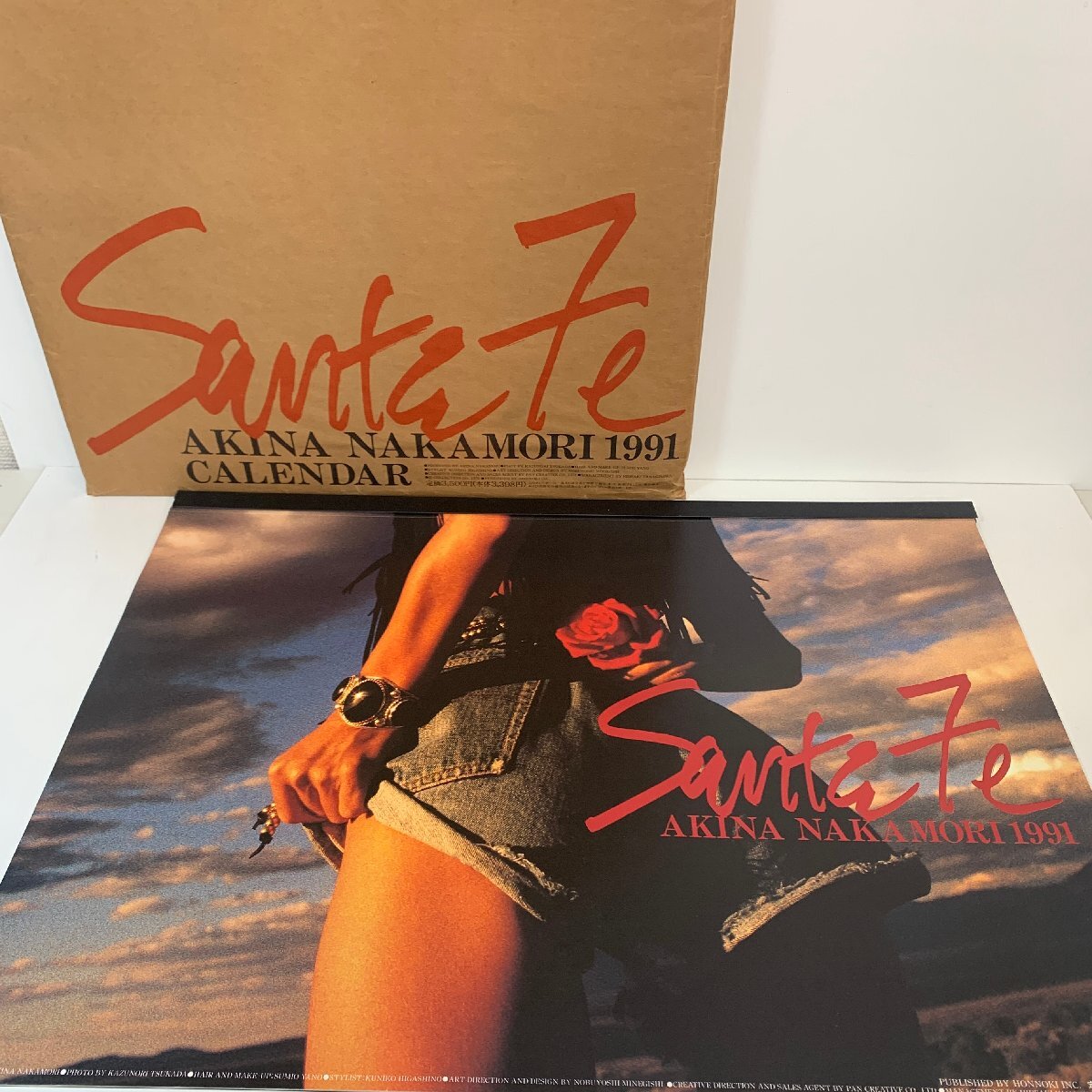 未使用に近い】【A2サイズ】中森明菜 1991年 カレンダー Santa Fe  