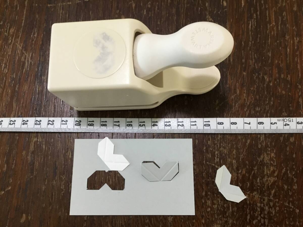 折*目様 マーサスチュワート　コウモリ　オールオーバーザページ やや傷や汚れあり】マーサスチュワート クラフトパンチ コウモリ 蝙蝠