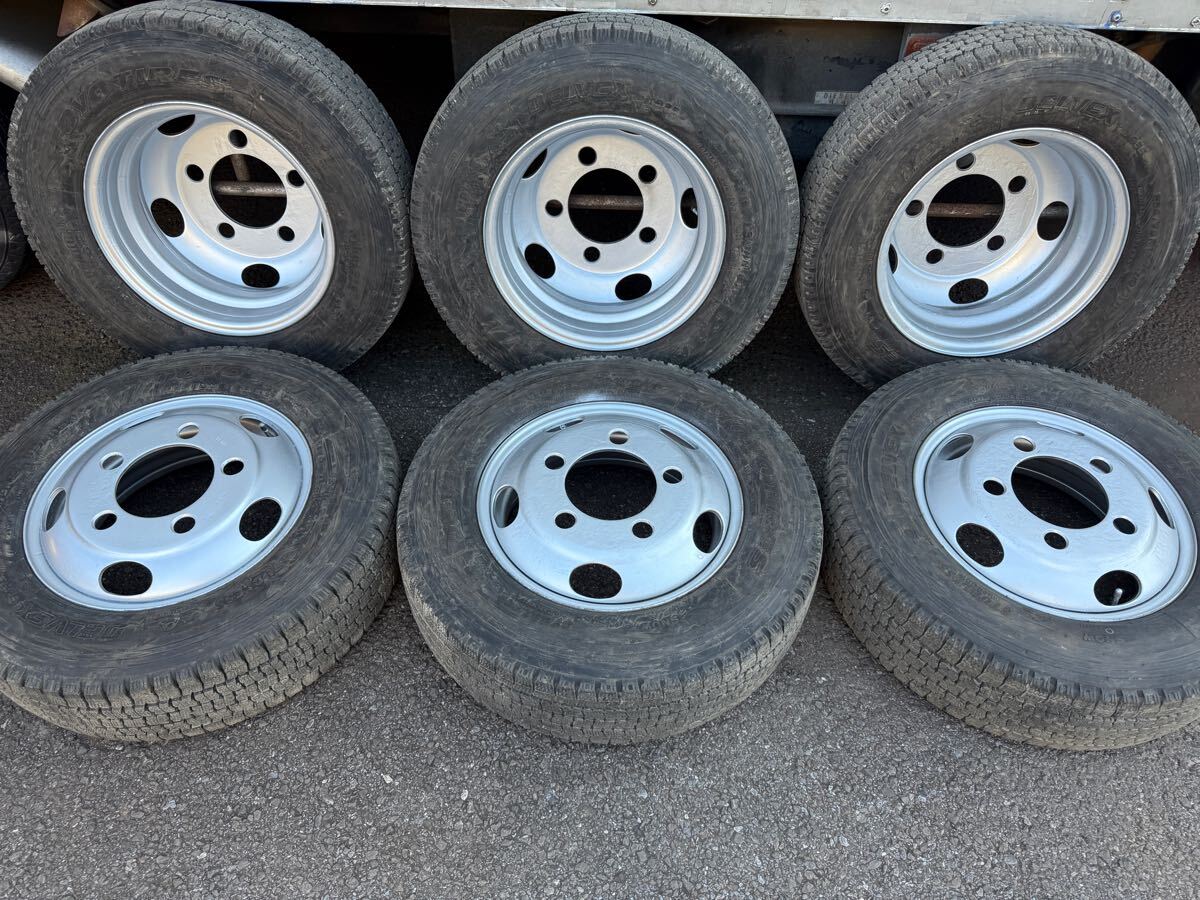 【やや傷や汚れあり】スタッドレス 205/75R16 TOYO M935 2022年製 三菱 キャンター XAB 16×5.5K 5穴 115 ...