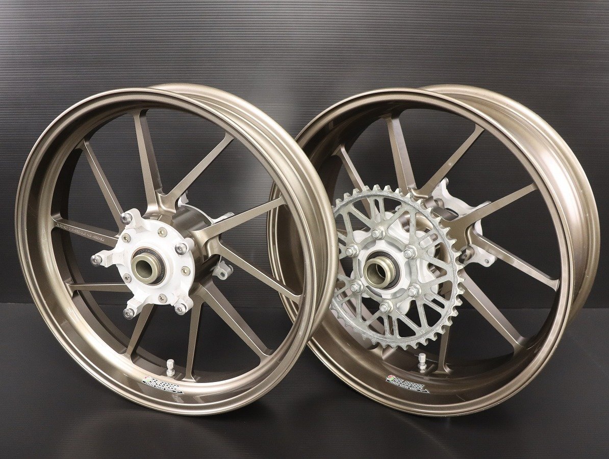 GSX1300R(GX72B)用　ゲイルスピードホイールセット GSX1300R(GX72B)用 ゲイルスピードホイールセット （新品】 新品