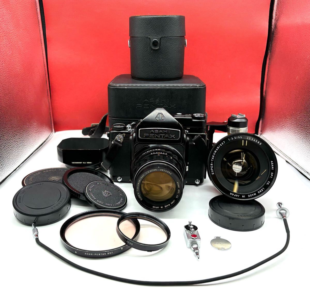 PENTAX 67 動作未確認　ジャンク品扱い　木製グリップ付き PENTAX 67 動作未確認ジャンク品扱い木製グリップ付き