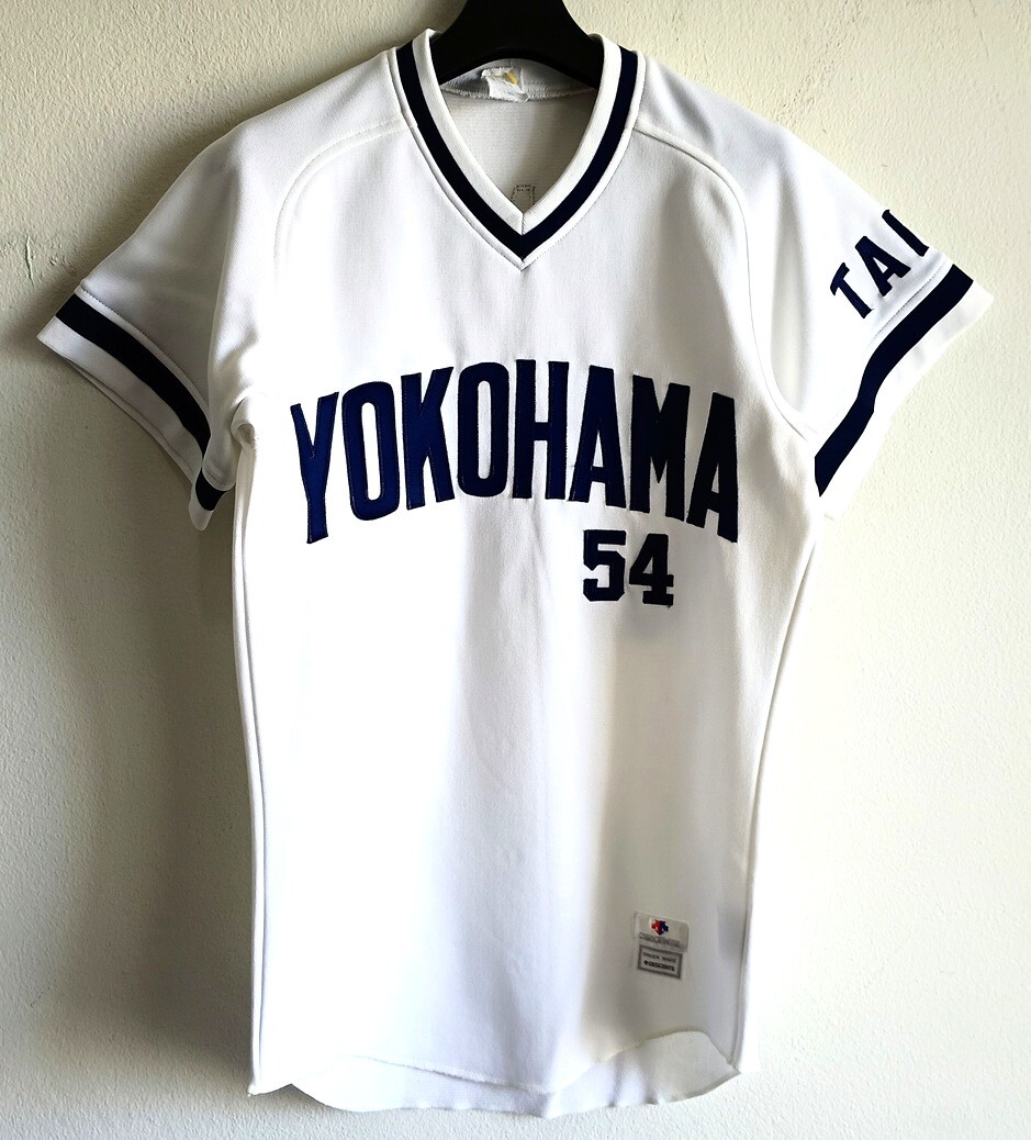 大洋ホエールズ 辻恭彦選手実使用 1977年後半ホームユニフォーム＃8の 