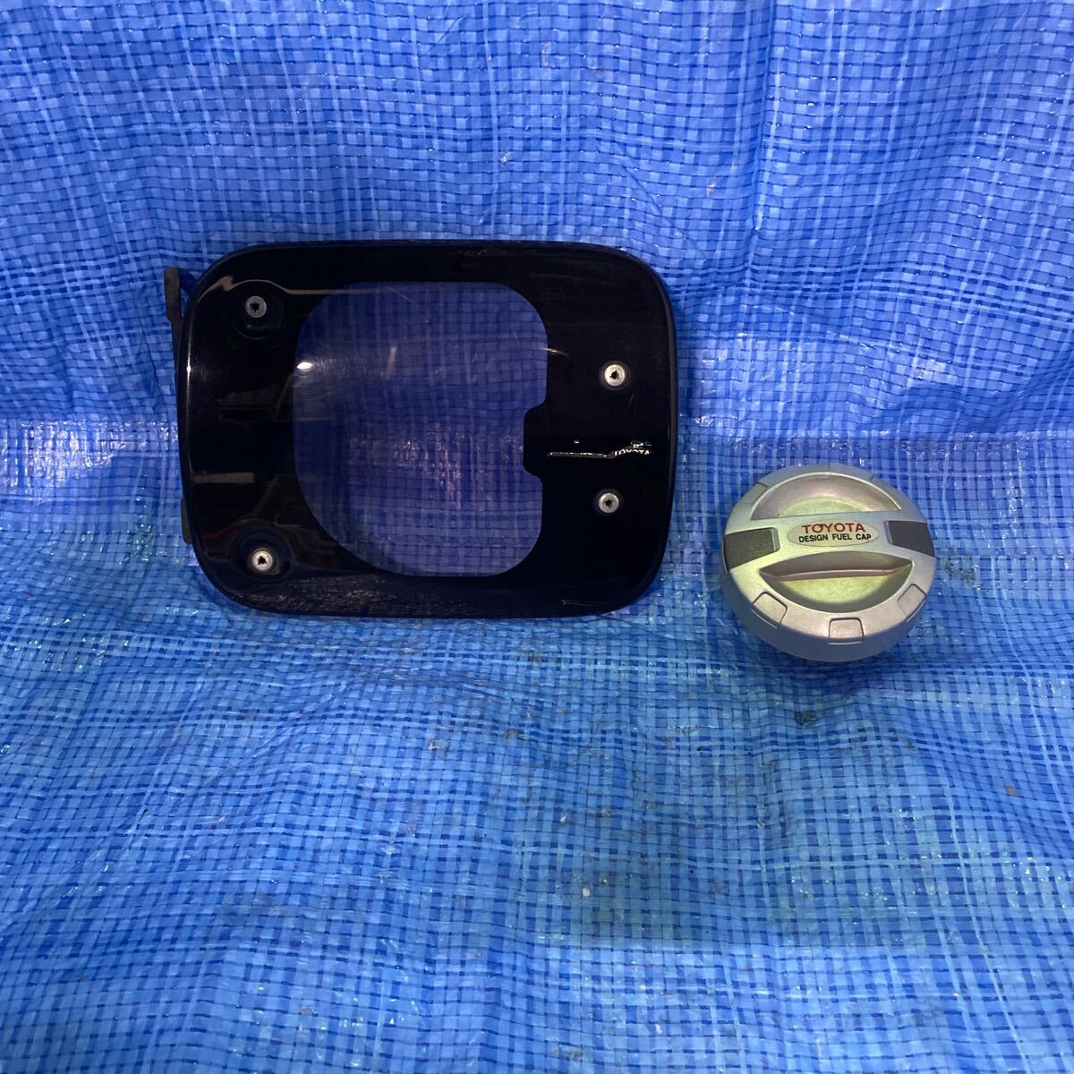 超稀少！セリカ ZZT型 純正オプション フューエルリッド 超稀少！セリカ ZZT型 純正オプション フューエルリッド 超稀少