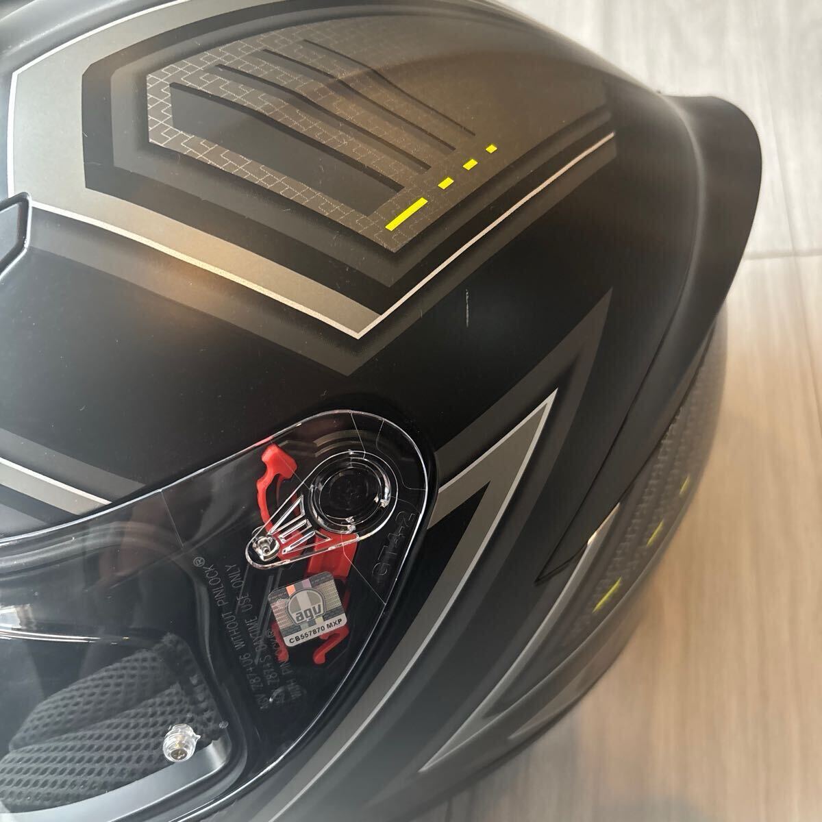 w*u様 3163）SHOEI 　フルフェイスヘルメット　X-8R 宮崎敦モデル 3163）SHOEI フルフェイスヘルメット X-8R 宮崎敦モデル サイズM