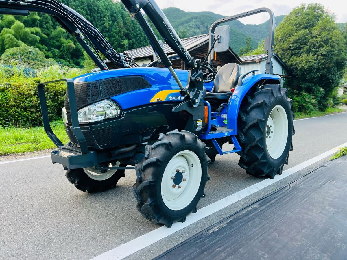 目立った傷や汚れなし】クボタトラクター M105D 105馬力