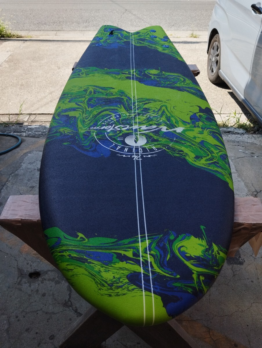 小波用 BILT THE BOMBER ビルト ボマー サーフボード 初級〜上級 Bilt