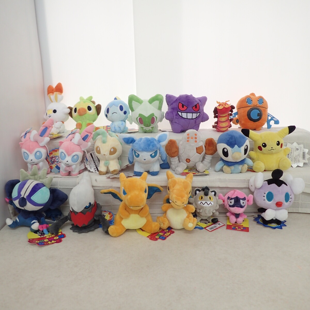 新品】未使用 ポケモンセンター ホルビー ぬいぐるみ ポケドール 2013