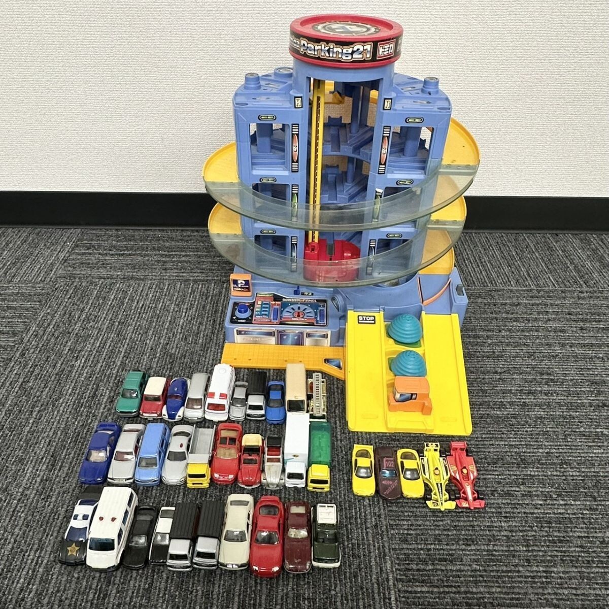 420y5) ☆1円スタート☆ トミカ ハイパートミカ パーキング21 駐車場
