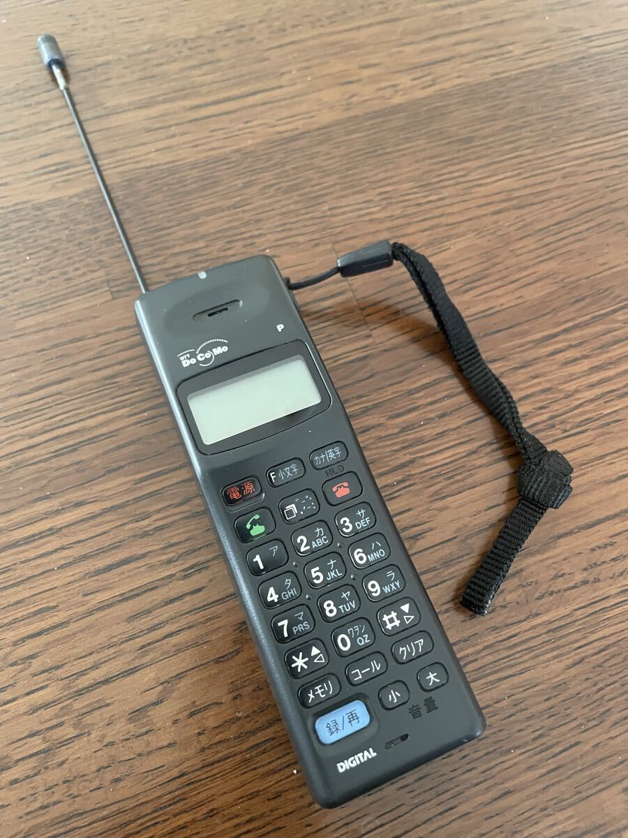 中古】◇入手困難レアな逸品◇NTTドコモデジタル・ムーバF601evの落札