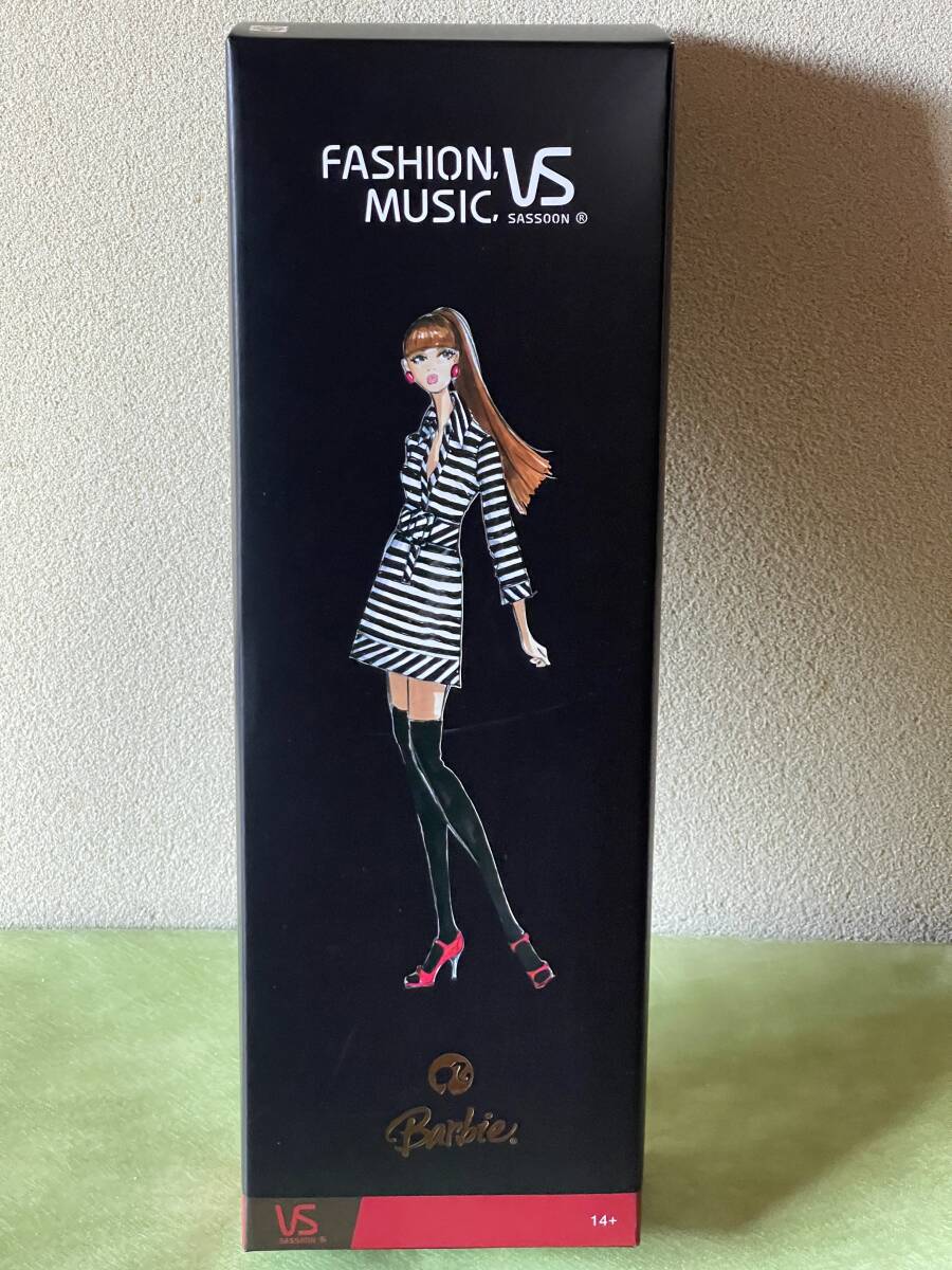 未使用 安室奈美恵 VS ヴィダルサスーン 【60s 70s 80s】 非売品 B2