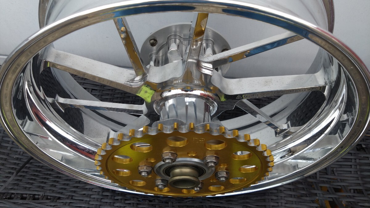 中古】ZRX1200 ゲイルスピードType- C 廃盤ポリッシュ前後setの落札