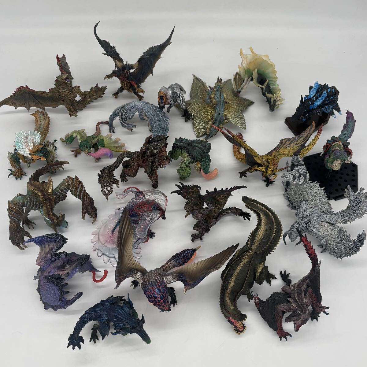 未使用】新品 カプコン モンスターハンター ミニマスコットぬいぐるみ