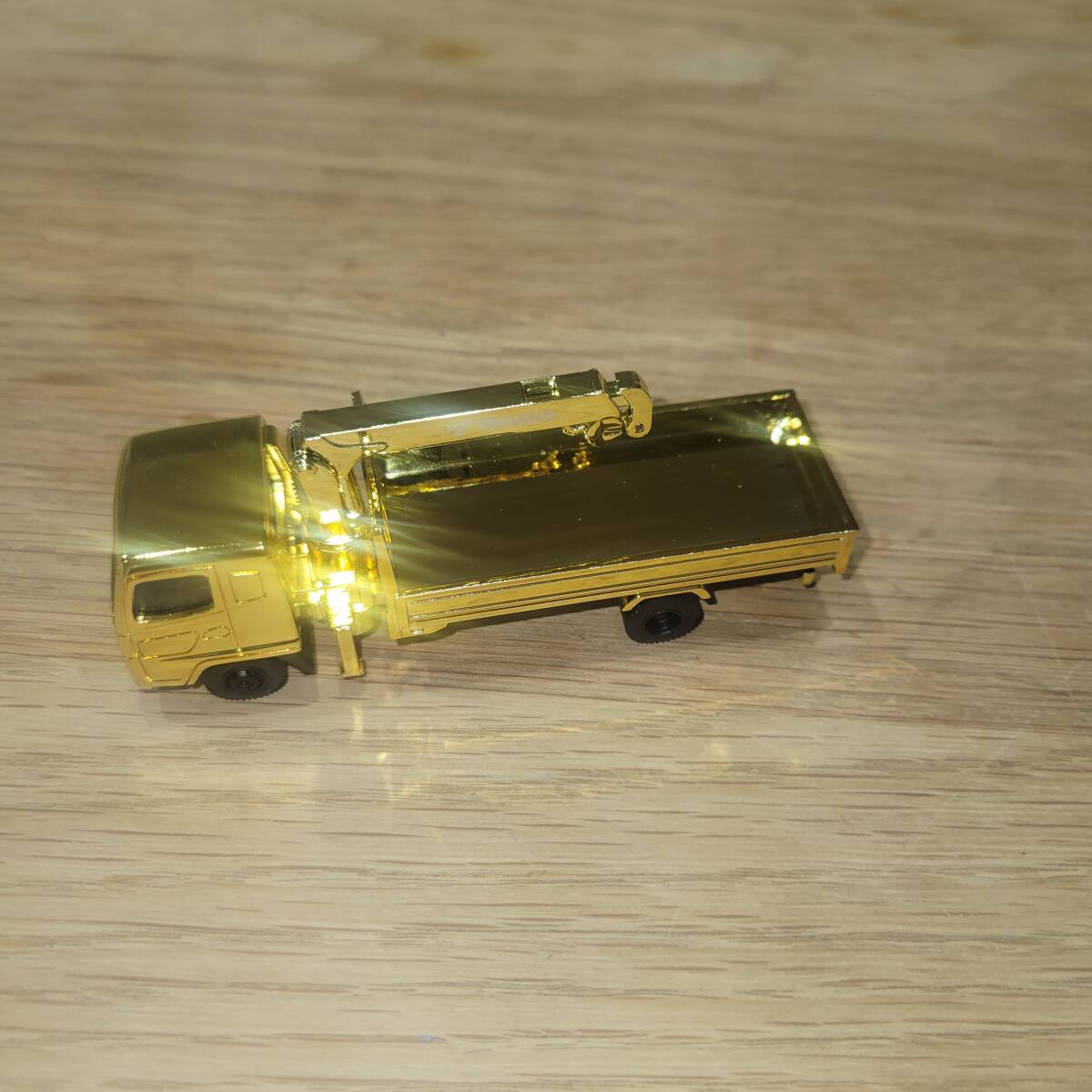 TADANO CARGO CRANE ゴールドミニカー非売品 中古】エムテック MTECH 1/43 ミニカー タダノ カーゴクレーン
