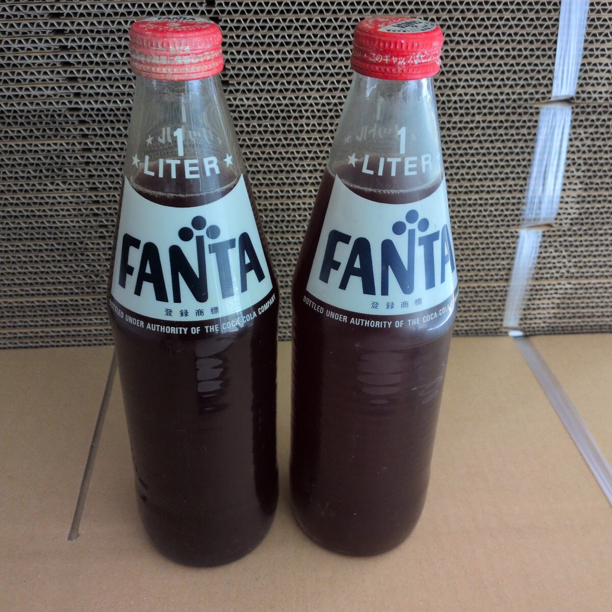 コカコーラ ファンタ グレープ 1リットル各1本 FANTA 炭酸飲料・無果汁