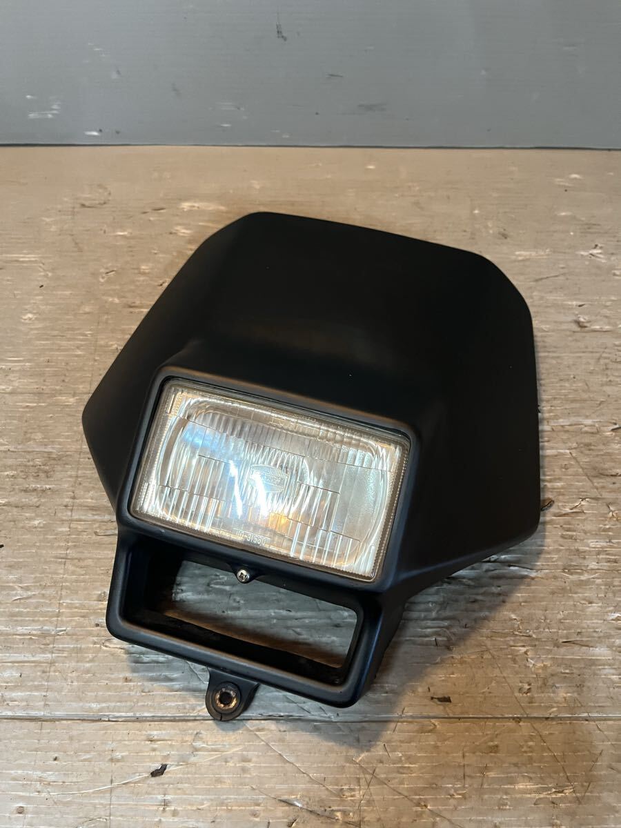 ○589 SUZUKI スズキ TS125R TS200R 純正 ヘッドライトカウル 51811