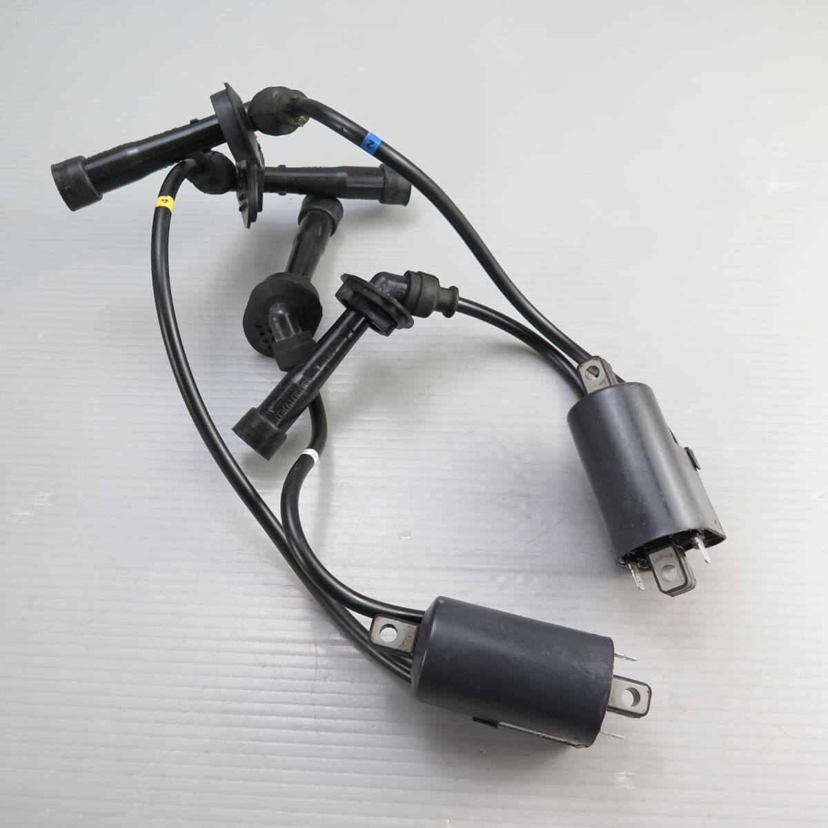 傷や汚れあり】FG イナズマ400 GK7BA イグニッションコイル DENSO T