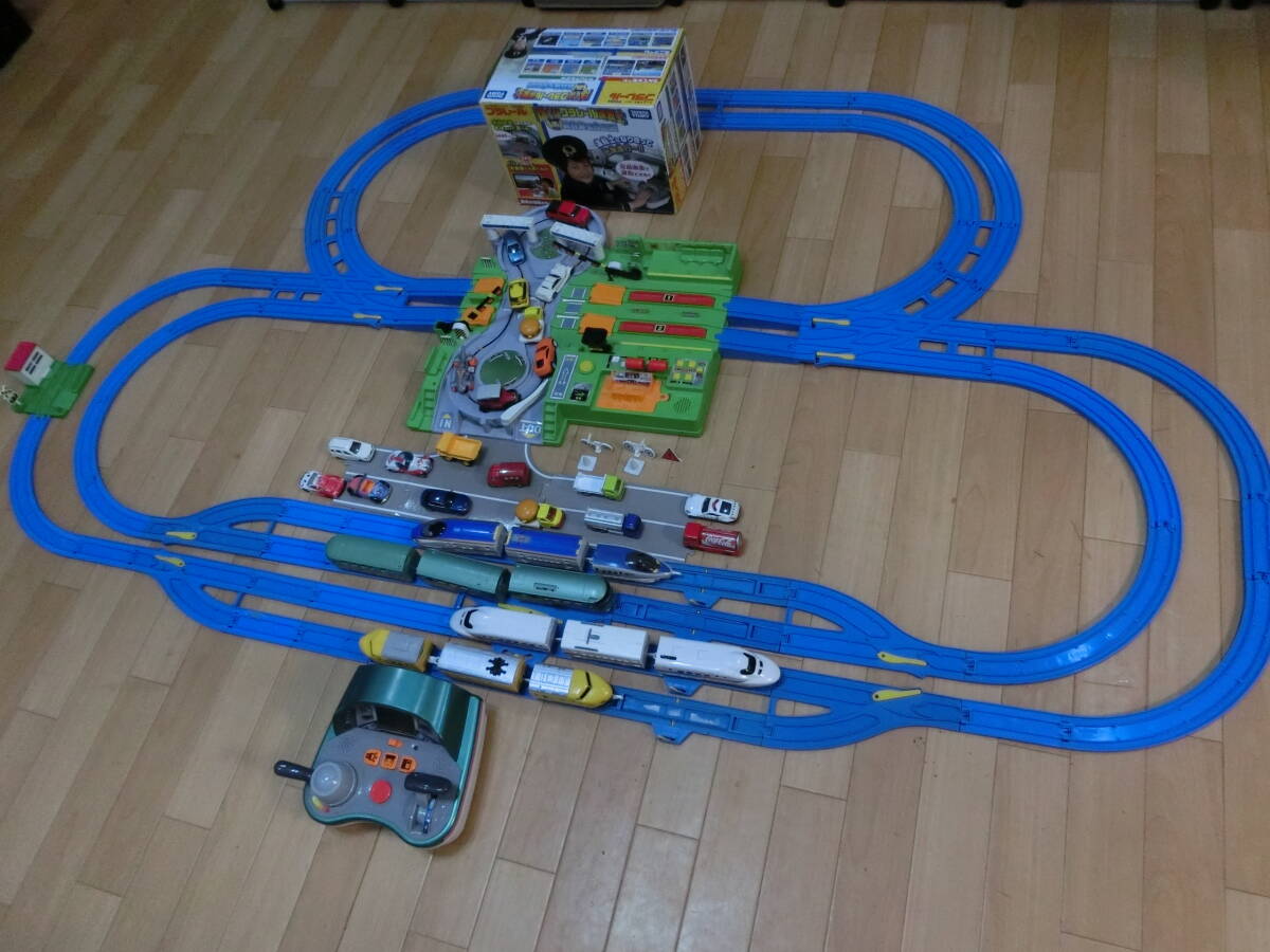 H252 現品限り プラレール 大量 トーマス 超特大カラフルレイアウト 