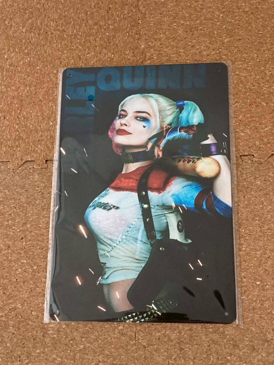 マーゴット・ロビー 直筆サイン入り写真パネル ハーレイ・クイン DCコミックス マーゴットロビー ハーレークイン ダークナイト 直筆サイン入り写真