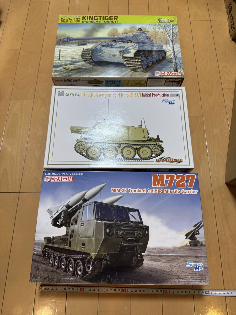 ドラゴン サイバーホビー 1/6 アメリカ軍 1/4トン 4×4トラック 破損品