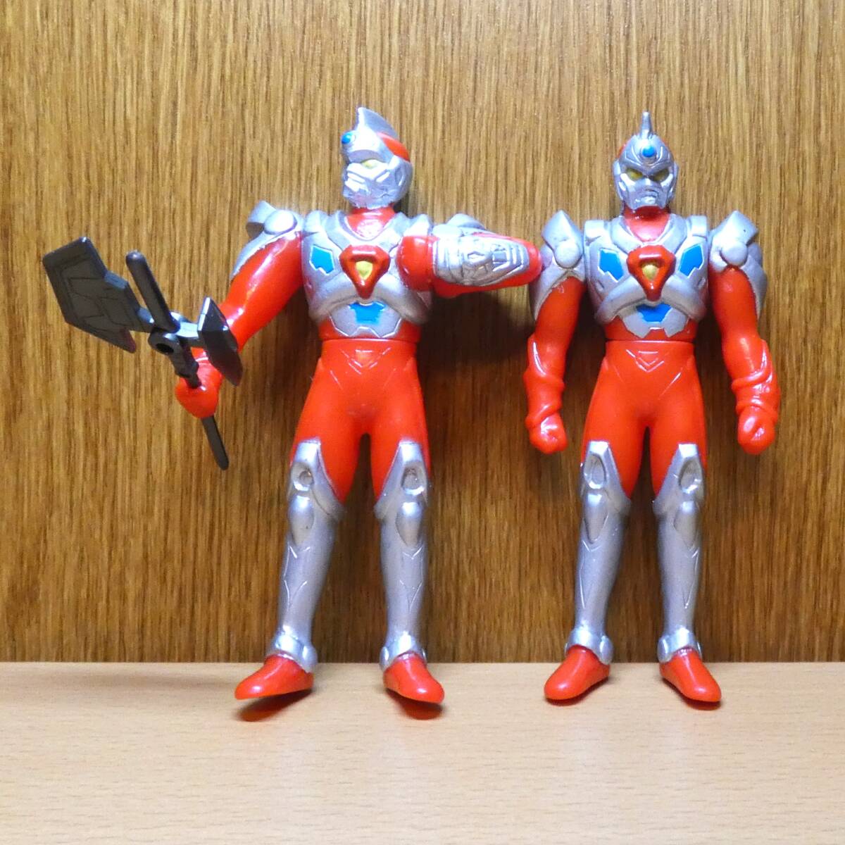 新品】タカラ 電光超人グリッドマン ソフビ 箱付き+おまけ2体 GRIDMAN