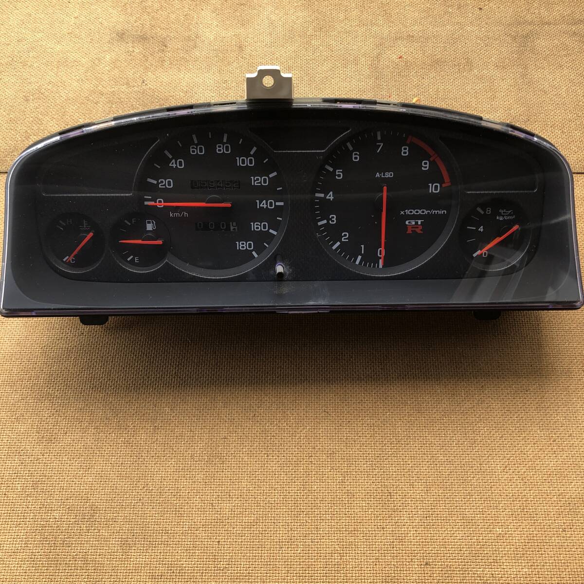 新品】60パイ3連メーターパネル・R33・GTR・BCNR33・ECR33：ラスト2個