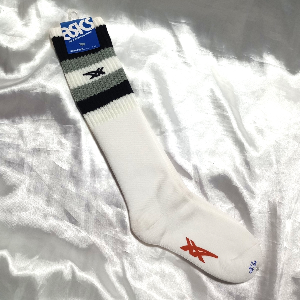 ◇asics◇日本製 アシックス バレーボール ハイソックス 白×ネイビー