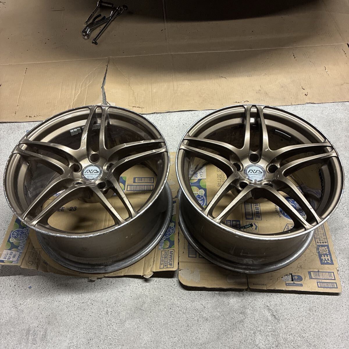 AVS モデル5 17インチ 114.3 5穴 9j +22 Yokohama model5 モデ5