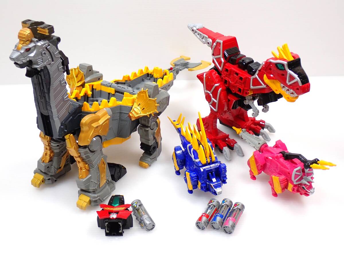 獣電戦隊キョウリュウジャー 超カミツキ変形DXギガントブラギオー
