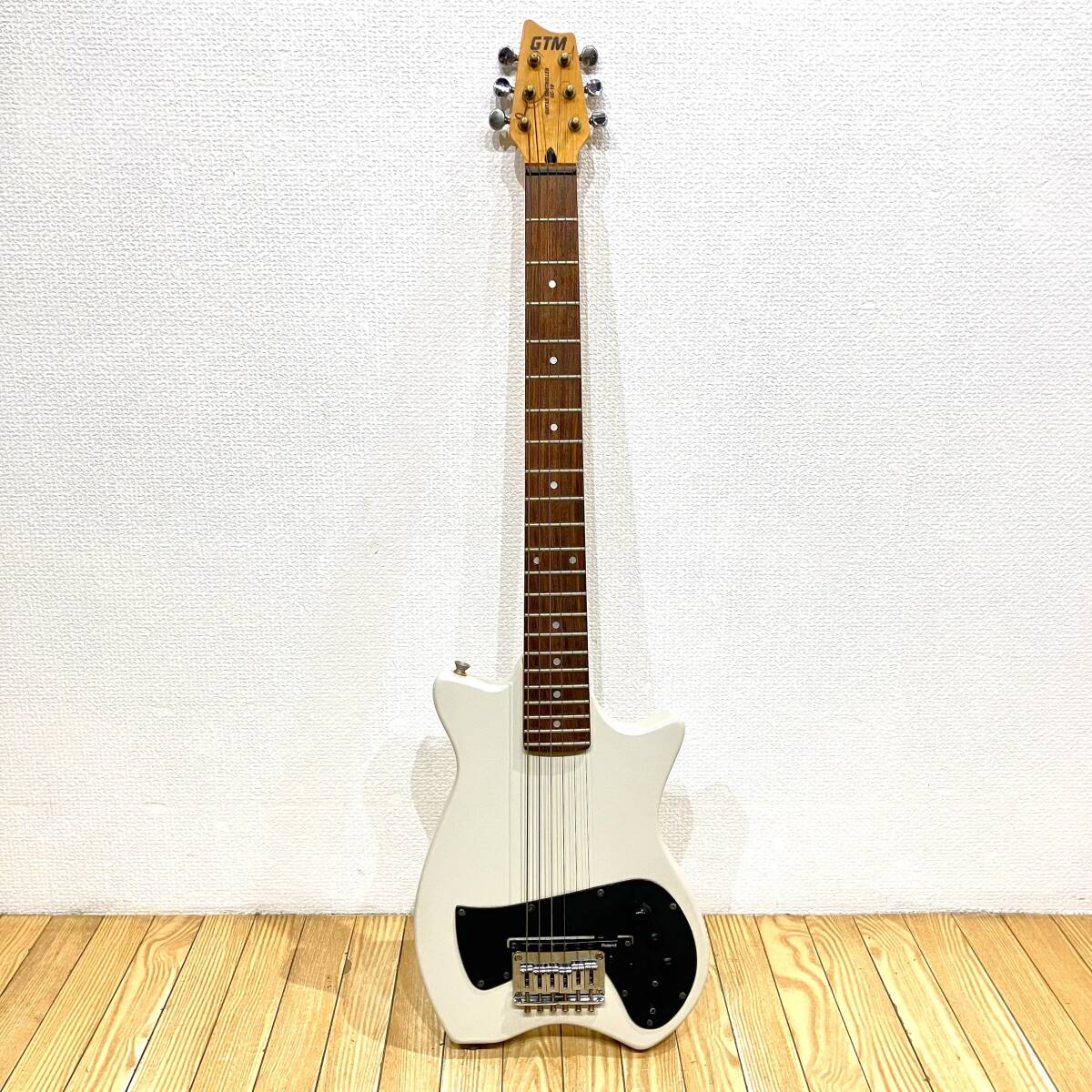 傷や汚れあり】Roland ☆ギターシンセサイザーGR300 ＋ コントローラー