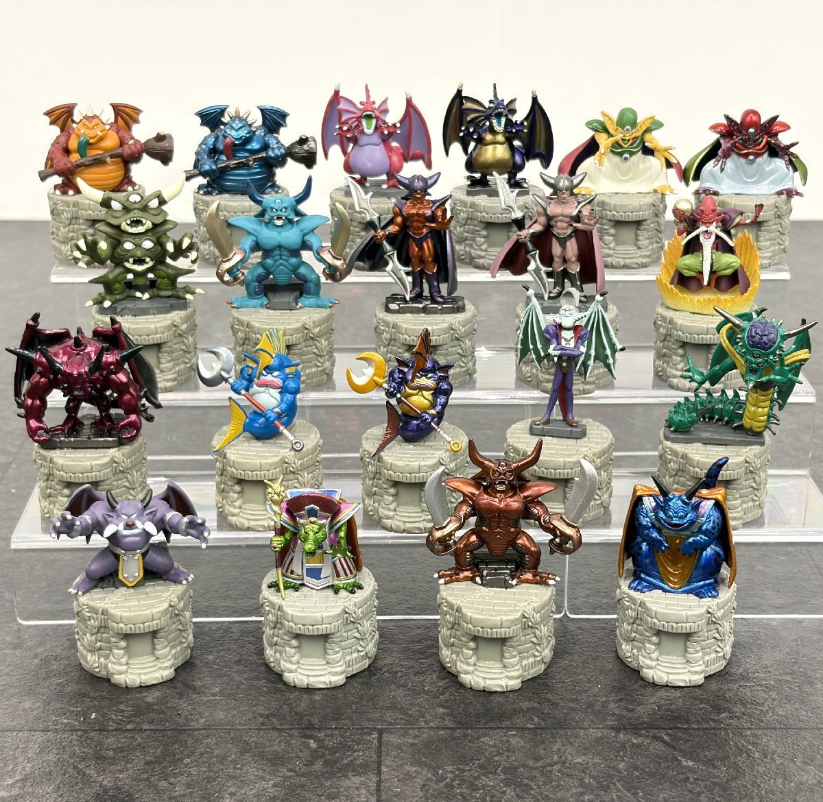 やや傷や汚れあり】ドラゴンクエスト ボトルキャップ〜 伝説の魔物編