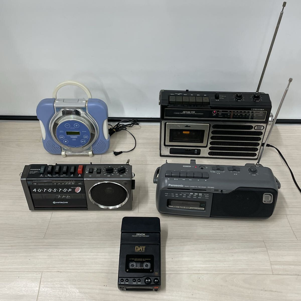 Lo-D ラジカセHRD-J3 FT-J3 HS-J3 D-J3 HA-J3 中古】HITACHI 日立 Lo-D FT-J3 / HA-J3 / D-J3 / HS-J3 ラジカセ
