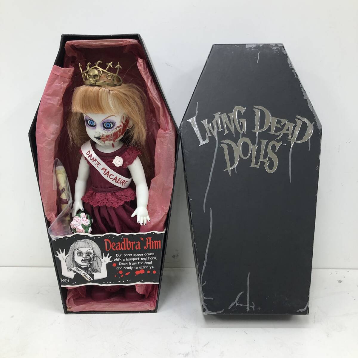 中古】LIVING DEAD DOLLS シリーズ7 Lust / Mistress Demonika 中古】LIVING DEAD DOLLS シリーズ7 Lust / Mistress Demonika