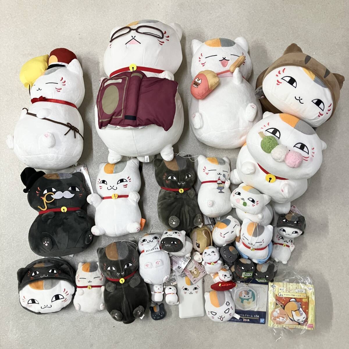 夏目友人帳 ニャンコ先生ウリ坊着ぐるみぬいぐるみ 全４種 新品】新品 夏目友人帳 ニャンコ先生 ウリ坊着ぐるみぬいぐるみ 全4種