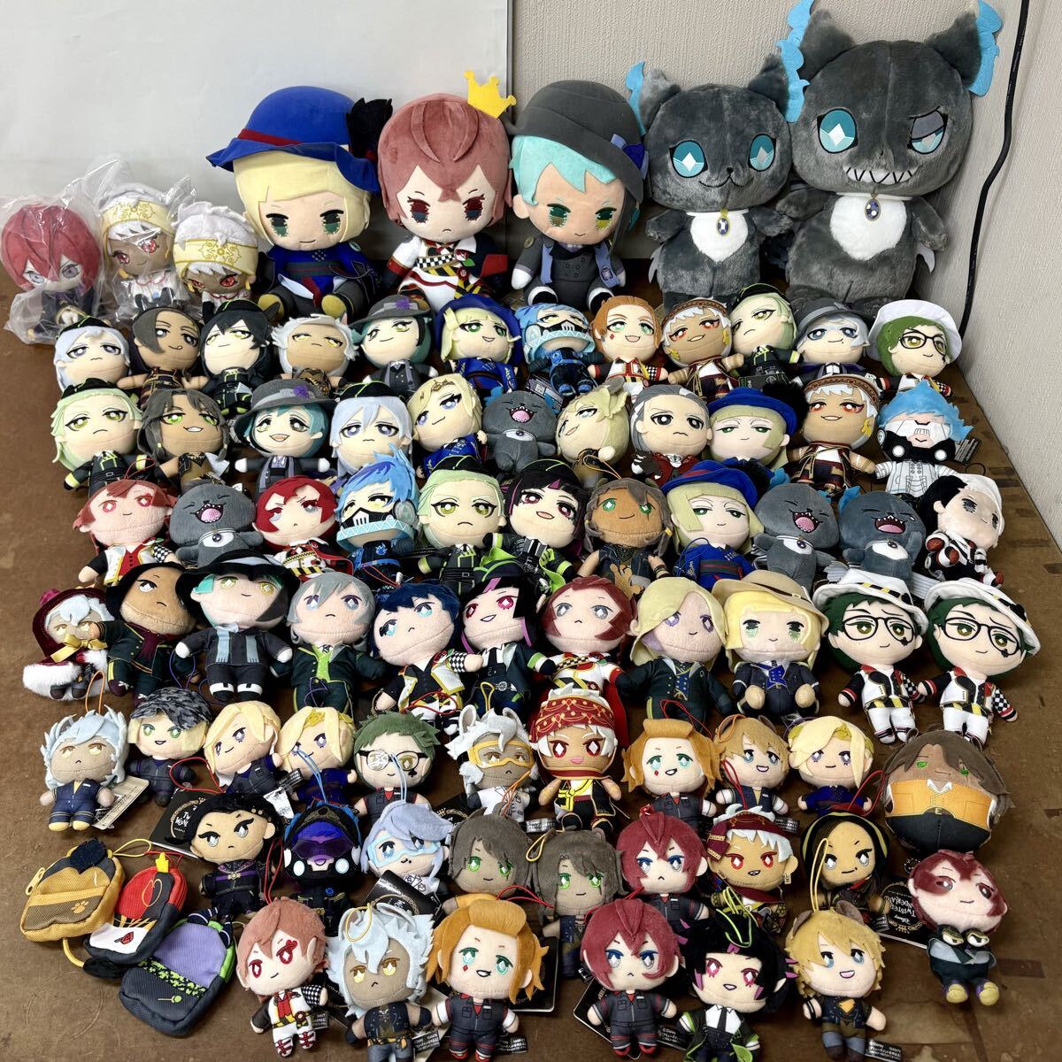 新品】エース トラッポラ ディズニーツイステッドワンダーランド
