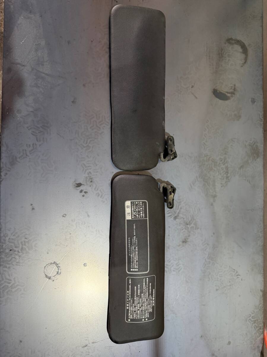 新品】◇◇【新品】スズキ純正品 ジムニーJA11 黒 サンバイザー