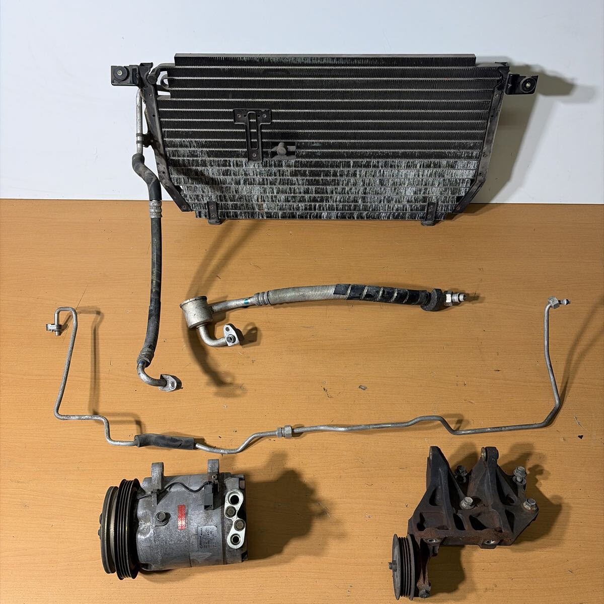 日産純正 S13 シルビア エアコン コンプレッサー ACコンプレッサー