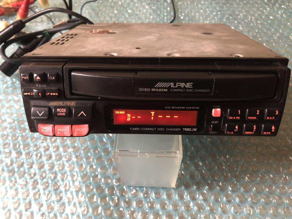 ALPINE アルパイン 5980 初代インダッシュ 3連奏CDチェンジャー(3D