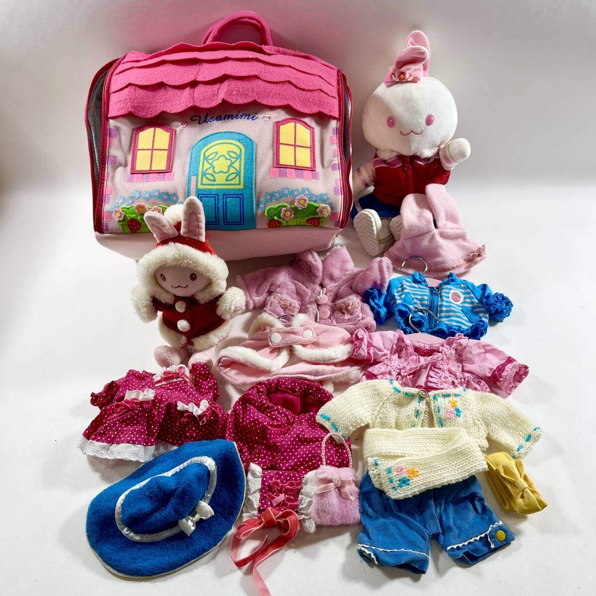 【中古】マザーガーデン BOX, テーブル,イスの3点セット マザーガーデン Mother garden 子供用デスク＆チェア セット いちご