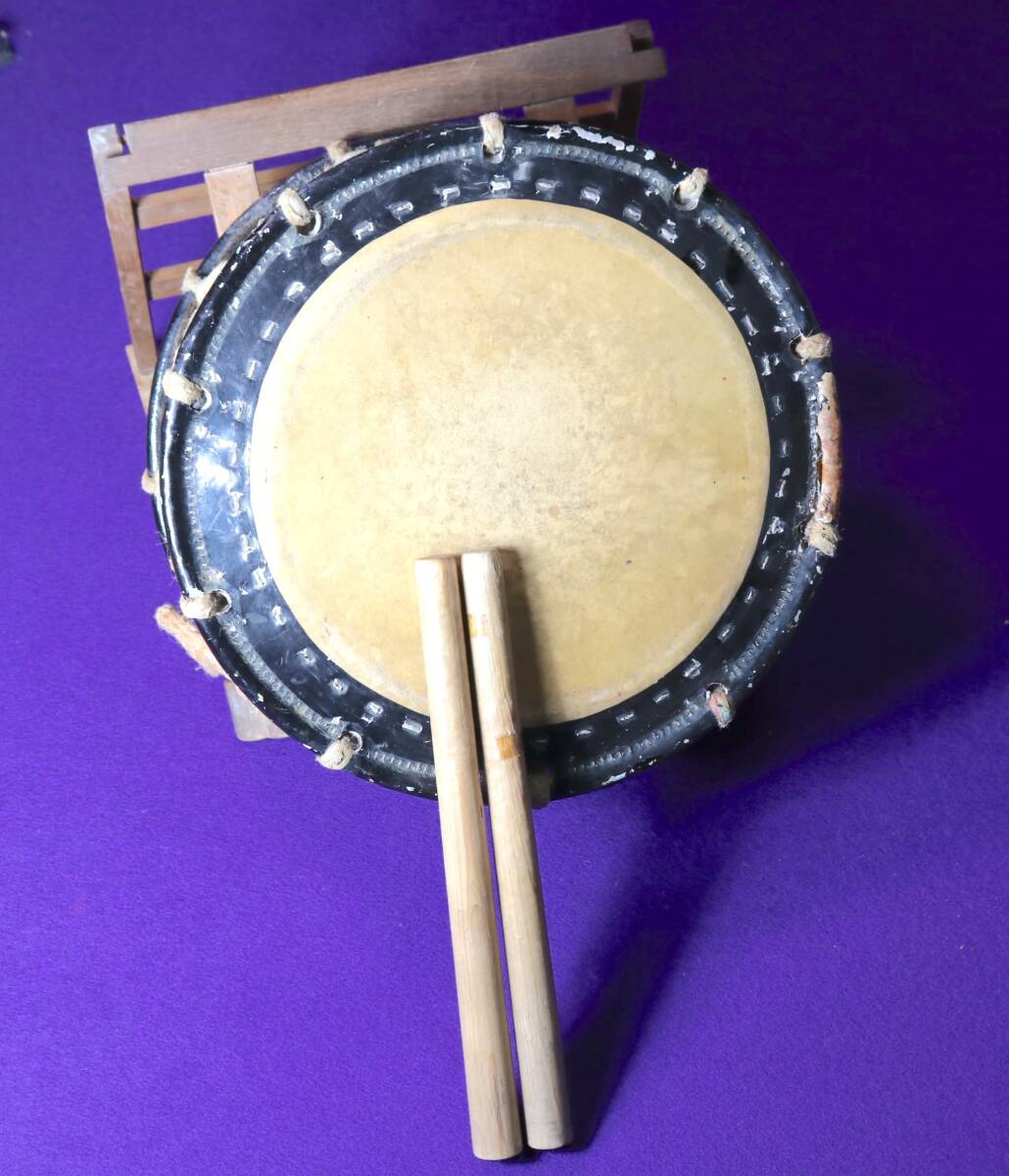 美品 締め太鼓 附締太鼓 ボルト 和太鼓 欅 ケヤキ くり貫き 1尺2寸弱