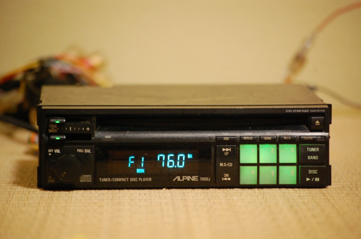 ALPINE アルパイン 5980 初代インダッシュ 3連奏CDチェンジャー(3D