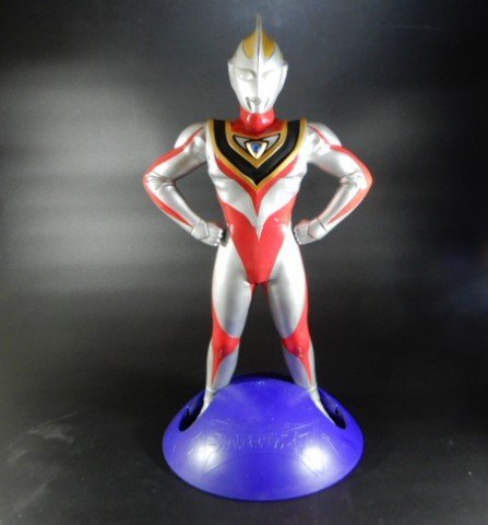 バンダイ 京本コレクション ウルトラマンガイア V2 限定版 未使用 未