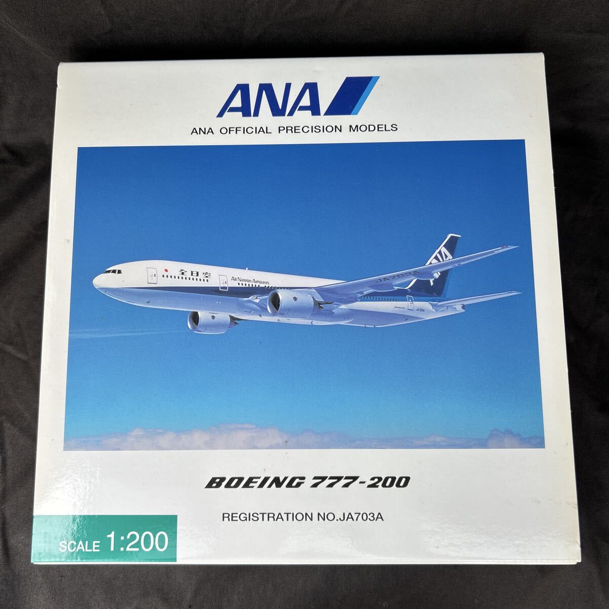 全日空商事 1/200 C-3PO ANA JET ボーイング777-200ER JA743A NH20103