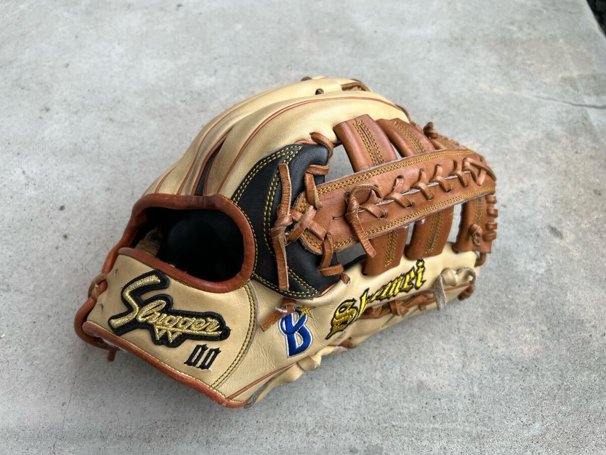 中古】石川雄洋 選手 実使用 支給品 硬式用 グローブ 内野手用 横浜