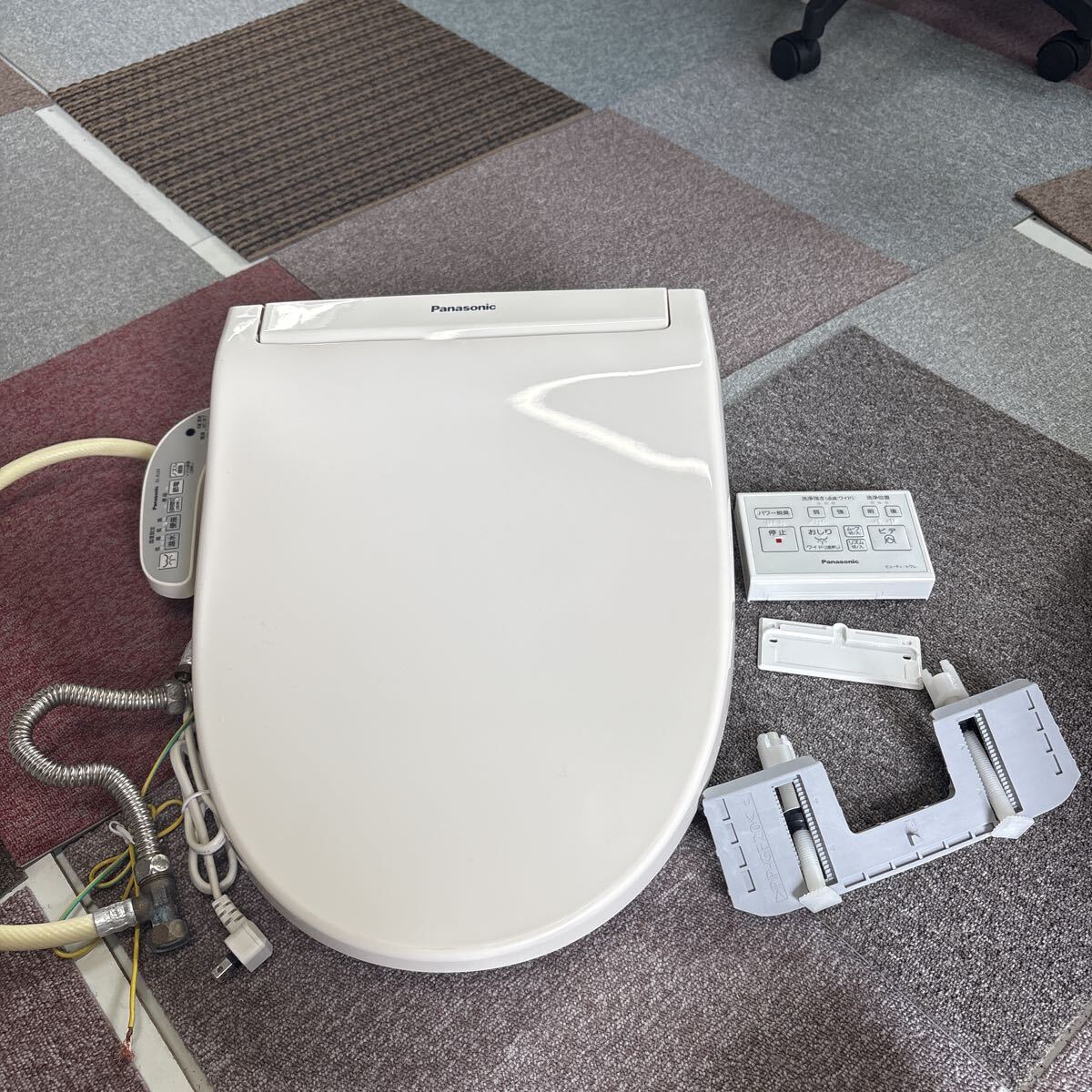 未使用Panasonic パナソニッDL-EF10-DH1 温水洗浄便座