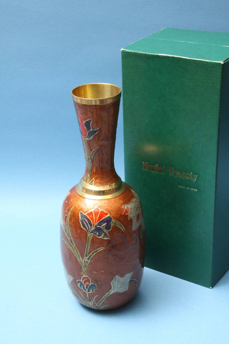 Mughal Dynasty レトロ インド ムガール王朝 壺 ツボ 花瓶 ムガール 金属製 ヴィンテージ レア Made In India 伝統工芸 の落札情報詳細 ヤフオク落札価格情報 オークフリー スマートフォン版